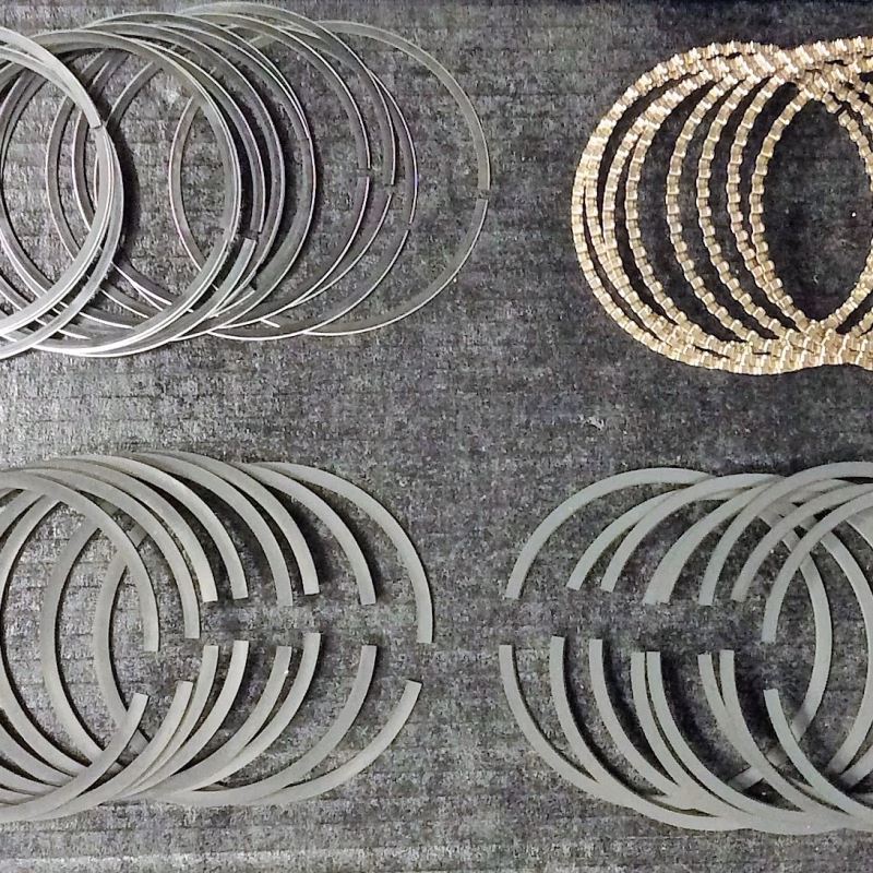 RB59110 Piston Ring Set for 472 / 500